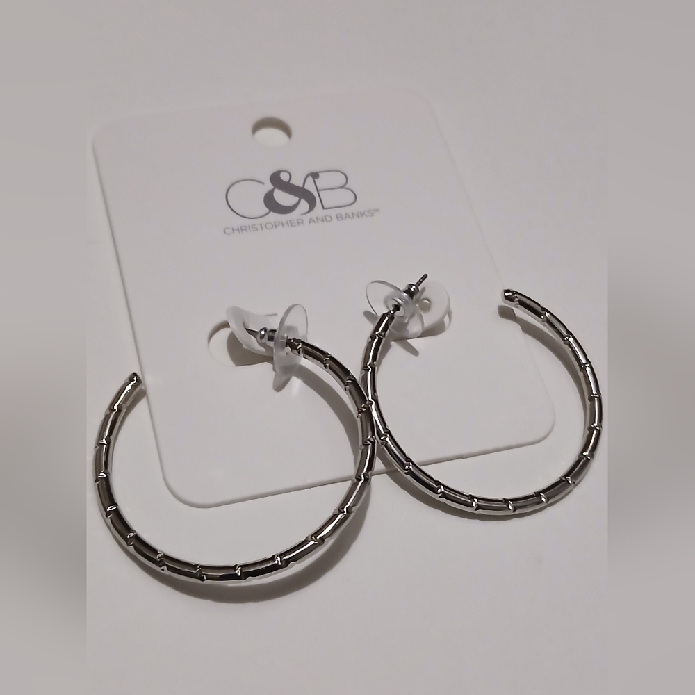 1" CHRISTOPHER & BANKS SILVER  TONE OPEN HOOPS EARRINGS A45